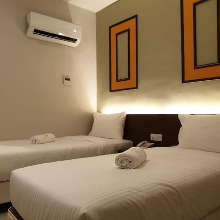 Ants Hotel Kangar Buitenkant foto