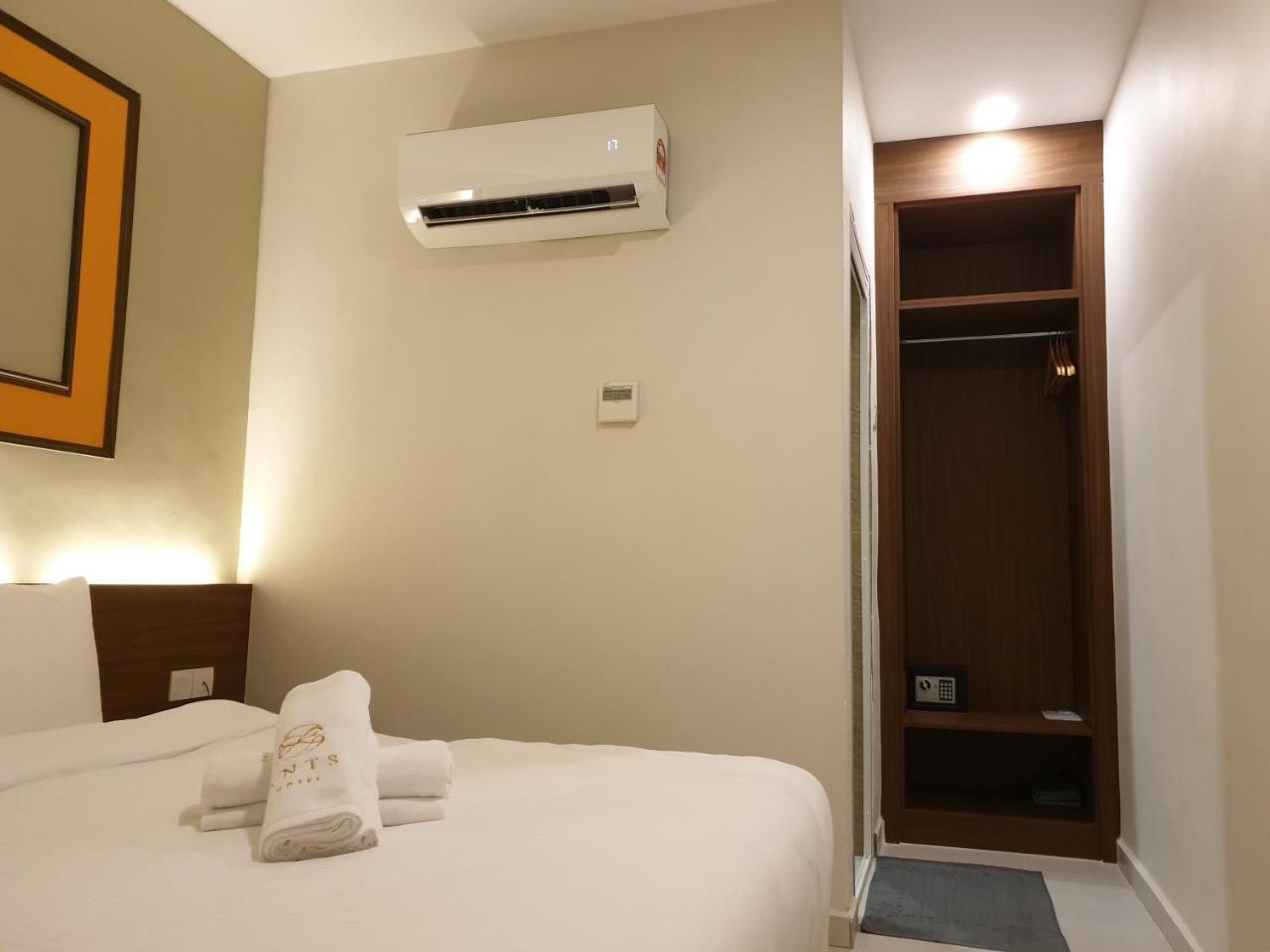 Ants Hotel Kangar Buitenkant foto