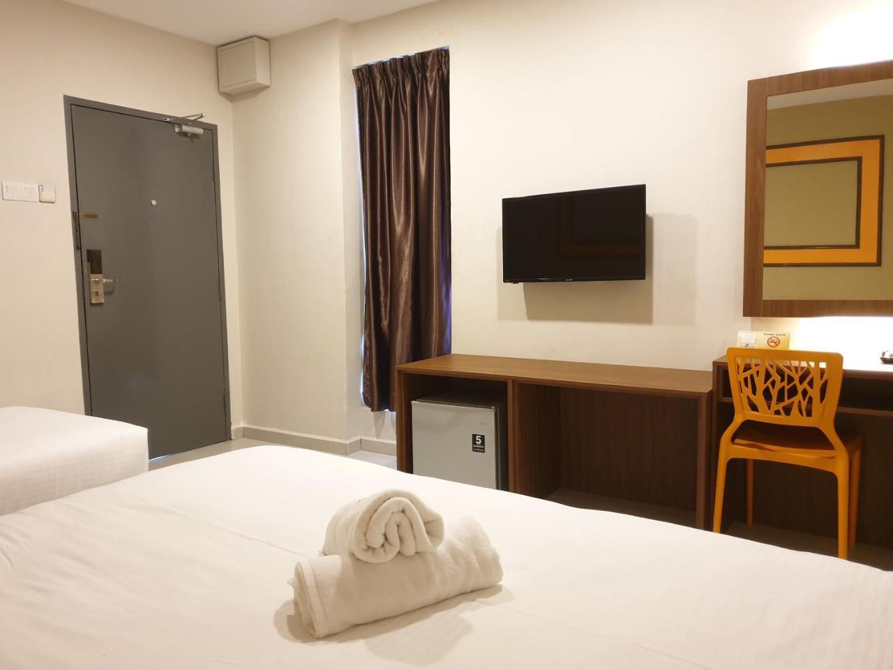 Ants Hotel Kangar Buitenkant foto