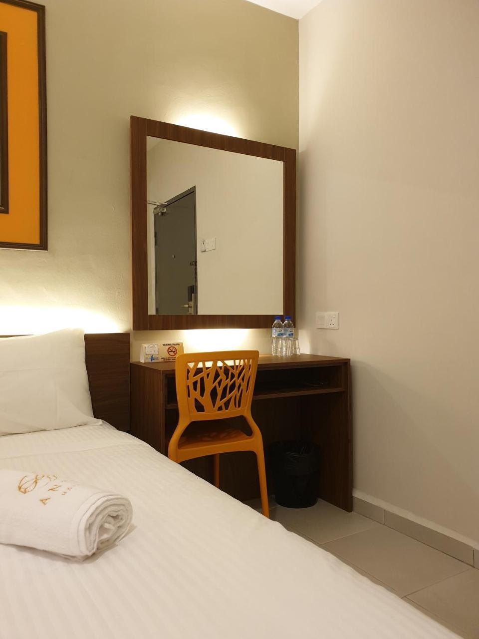 Ants Hotel Kangar Buitenkant foto