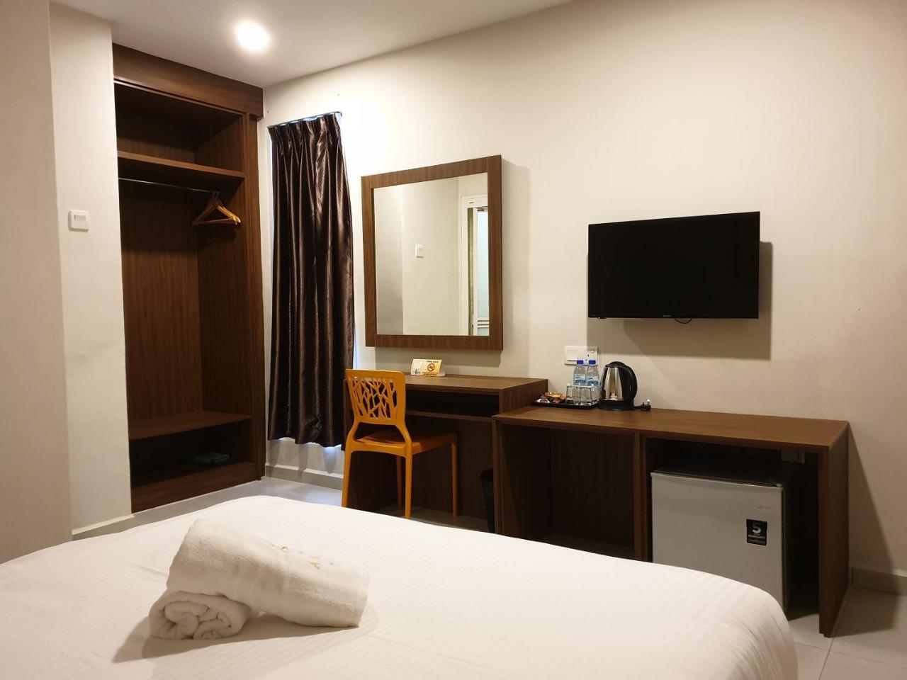 Ants Hotel Kangar Buitenkant foto